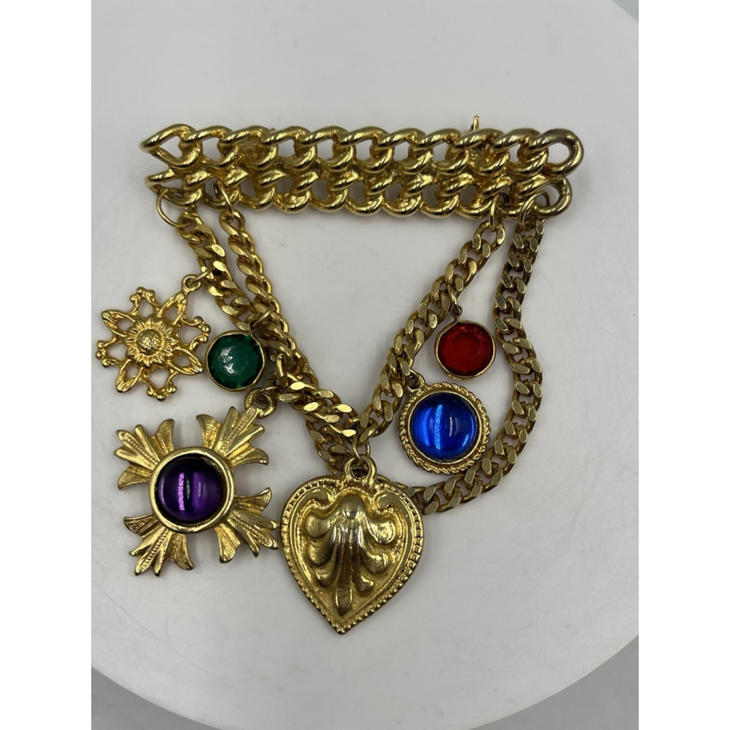 Vintage Juliana DE Gold Tone Bar Brooch Pin With 2 Chains 6 Dangling Charms 66$